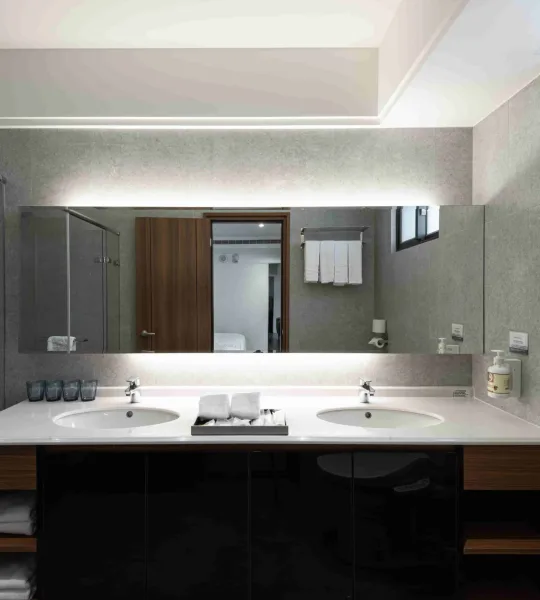 Luxury Quadruple Room 1