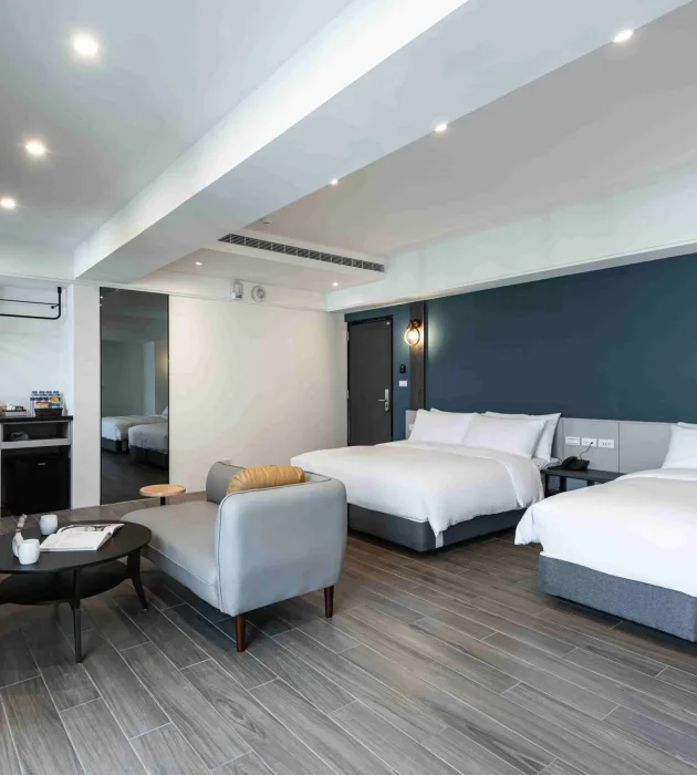 Luxury Quadruple Room 2