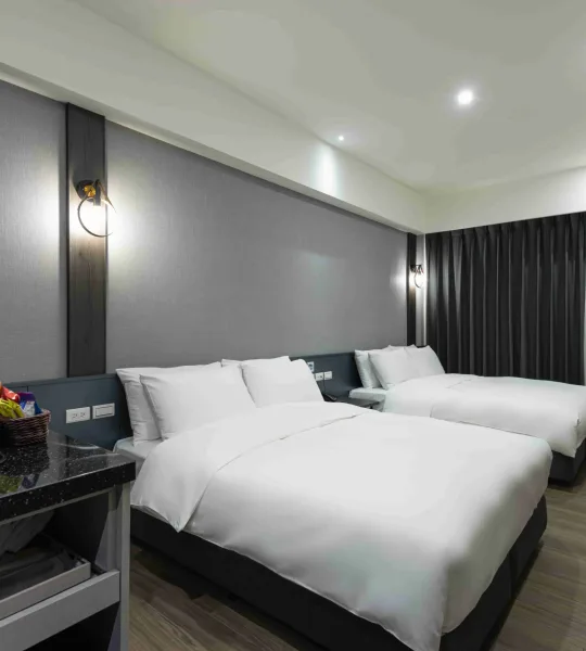 Superior Quad Room 2
